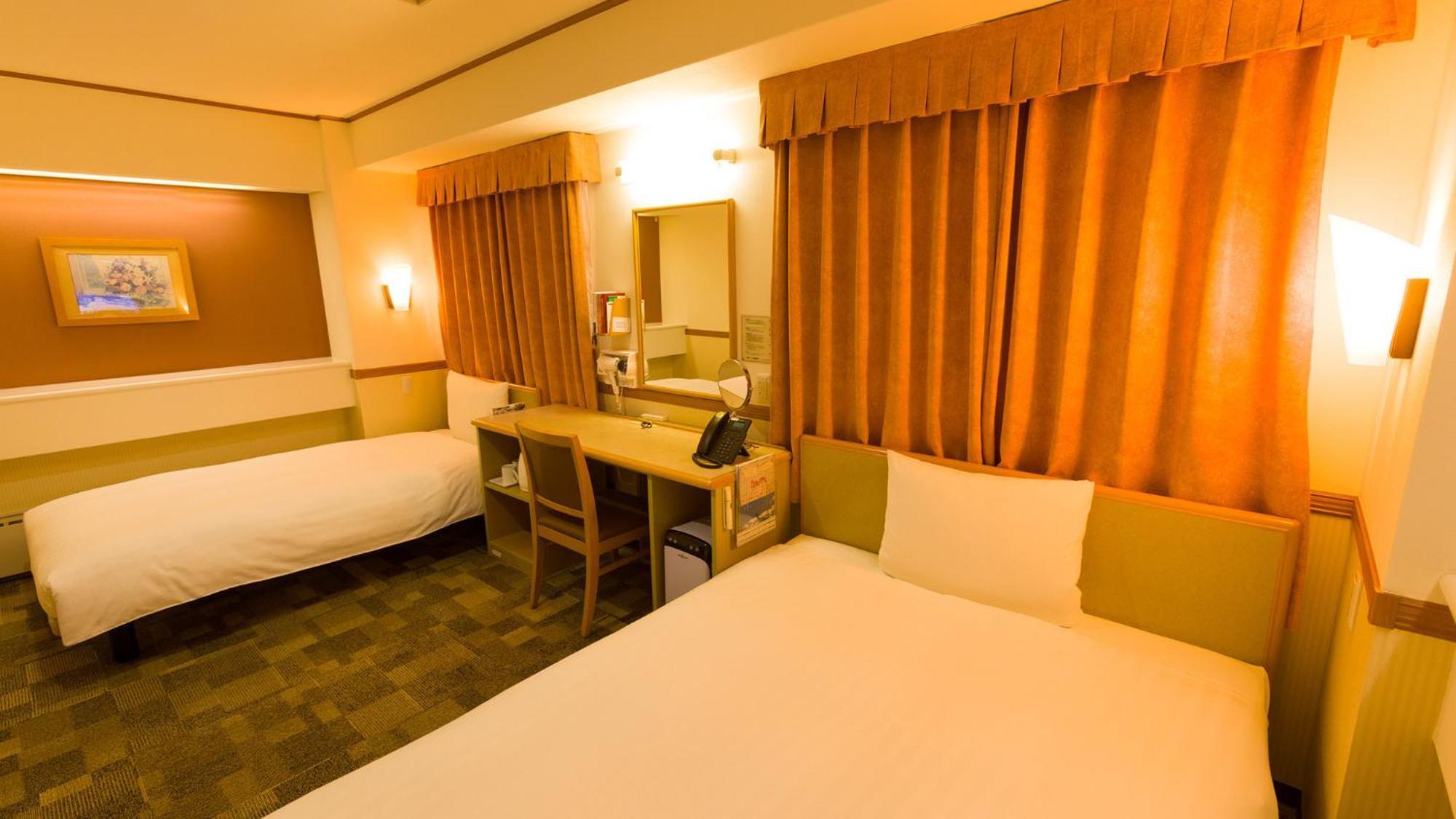 Toyoko Inn Fujisan Numazu Eki Kita Guchi No 2 Bilik gambar